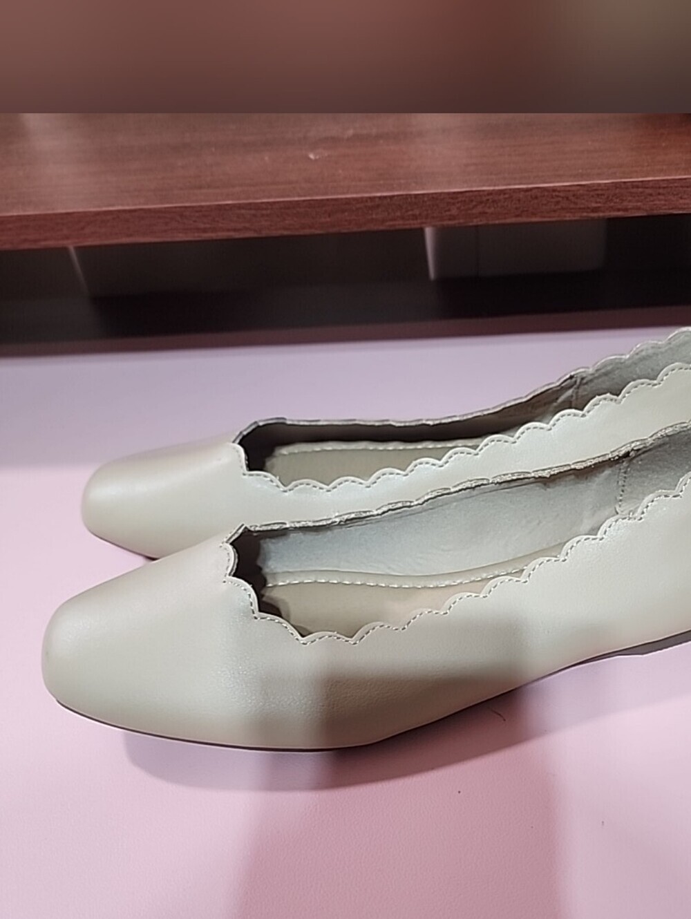 Lauren Conrad Giselle Women's Ballet Flats. Size 10 - Picture 6 of 7